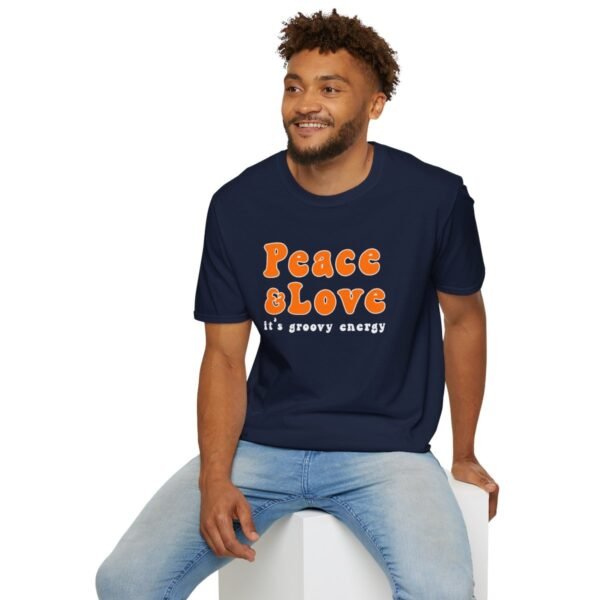 Peace & Love T-shirt - Image 24