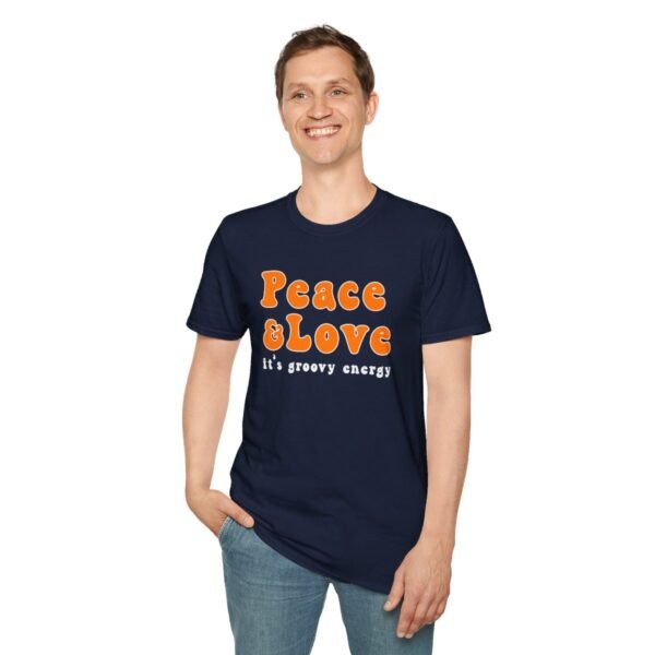 Peace & Love T-shirt - Image 19