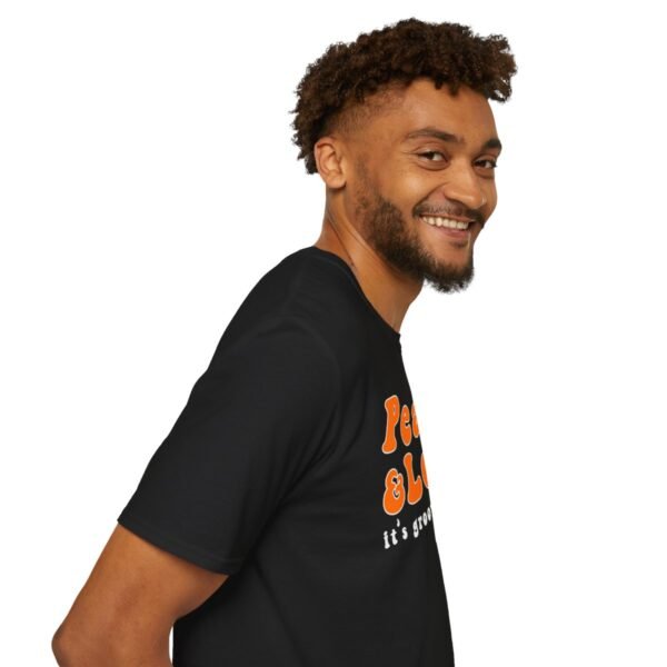 Peace & Love T-shirt - Image 11