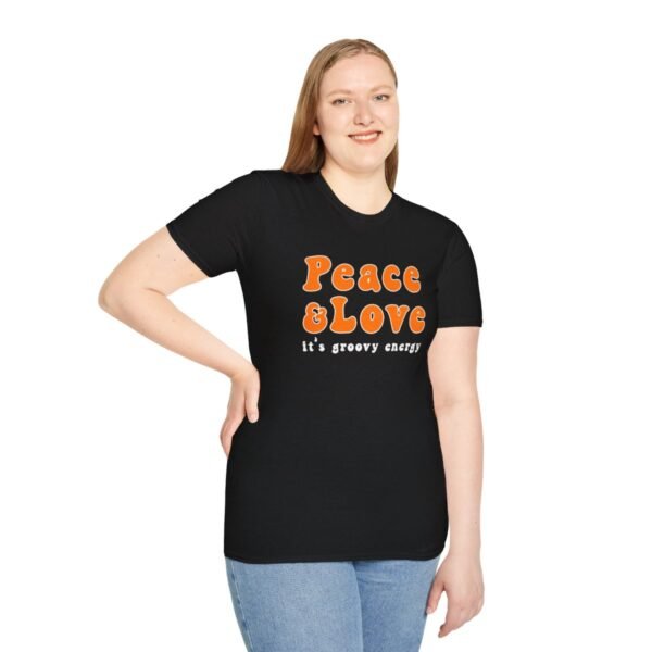 Peace & Love T-shirt - Image 5